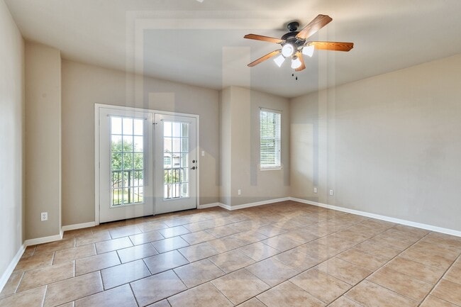 Building Photo - 150 Abbey Dr