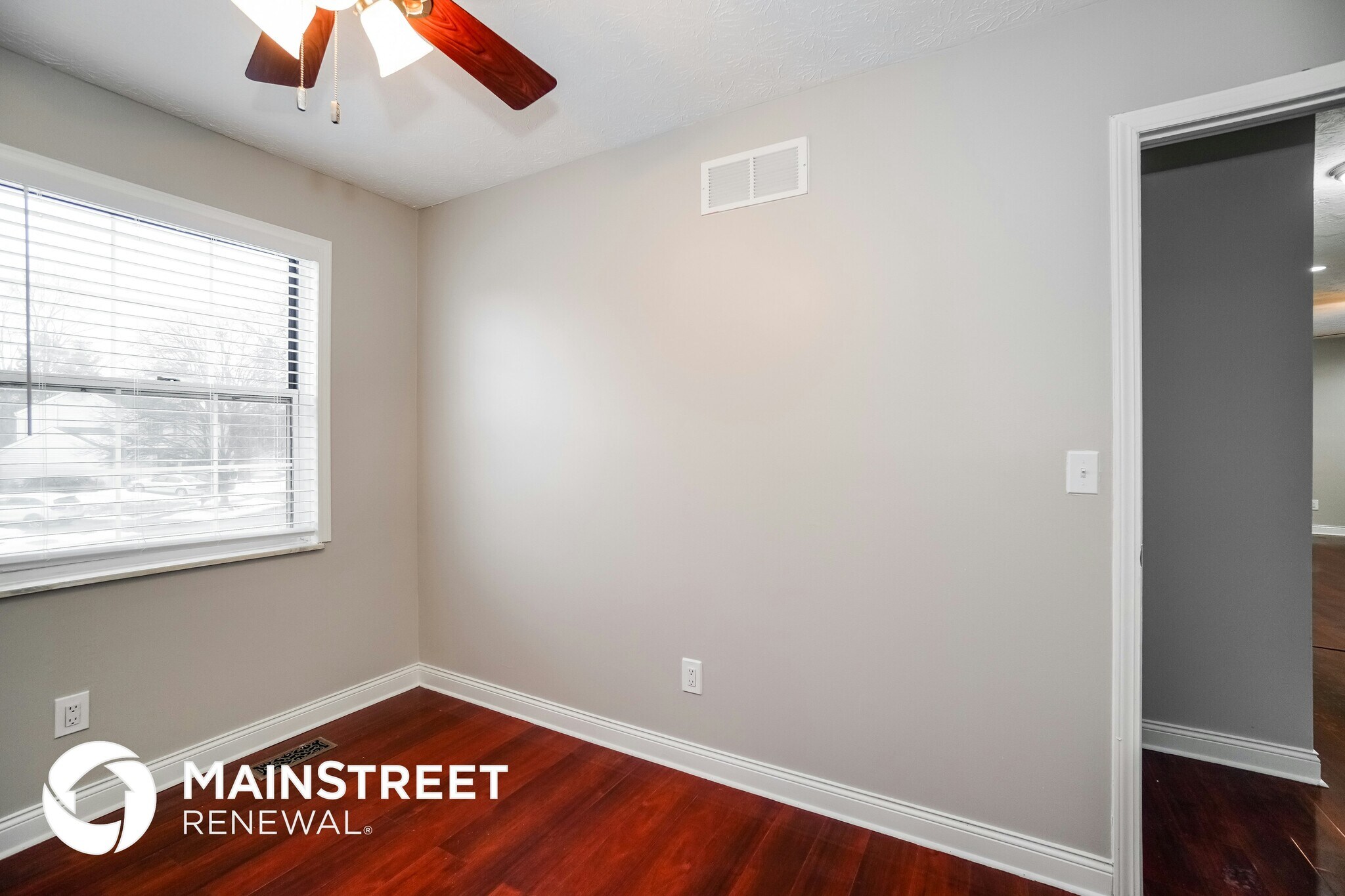 Building Photo - 1676 Laramie Dr