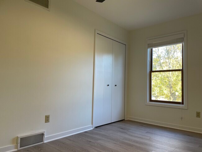 Building Photo - 2902 Tucson Trail