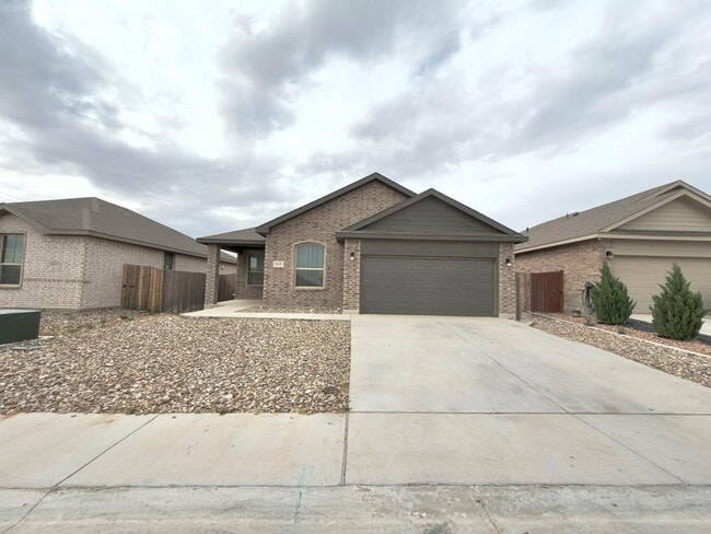 Building Photo - 1805 Ebbets Dr