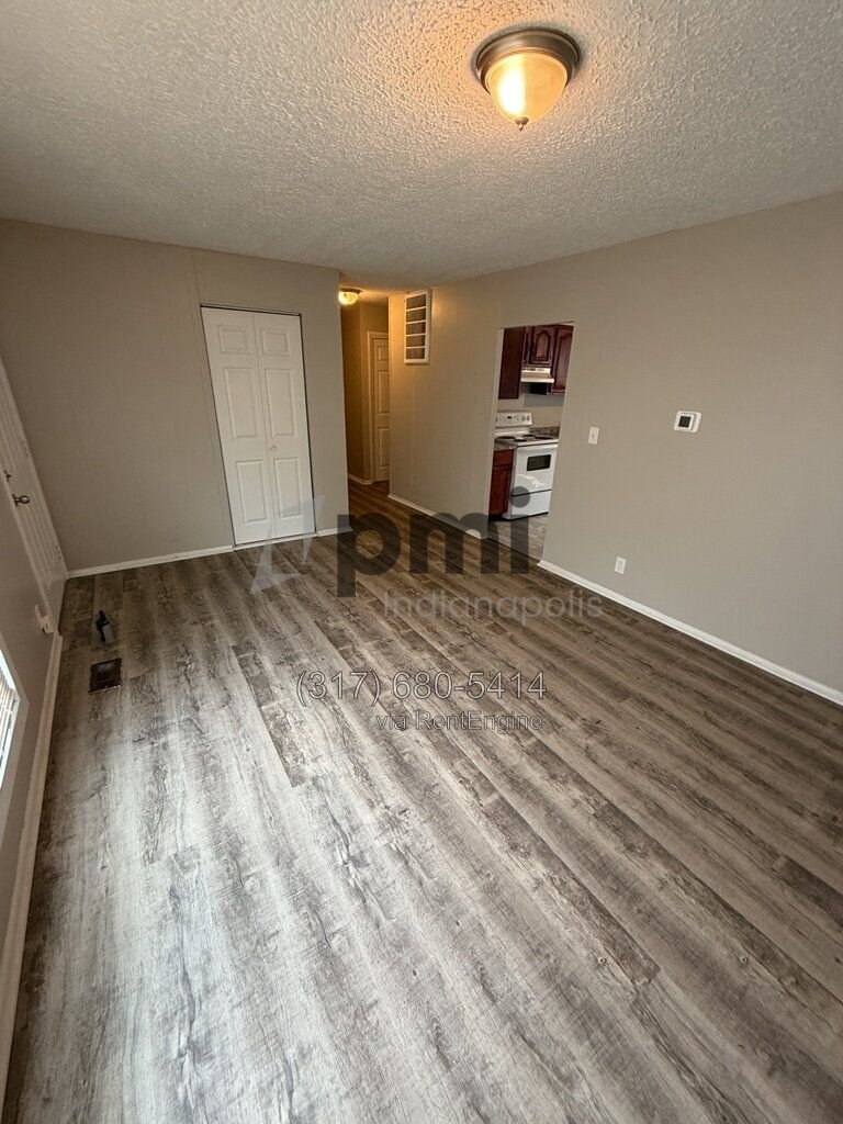 Building Photo - 9819 Bishop Ct