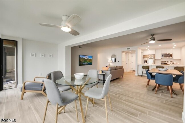 Building Photo - 760 Sextant Dr