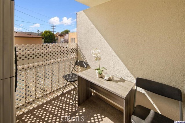 Building Photo - 1247 E Wilson Ave