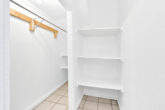 Building Photo - 1216 Brandywine St