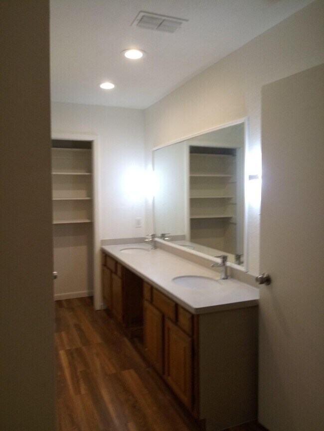 Vanity - 404 W 4th St