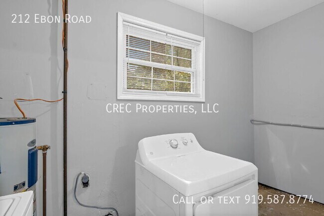 Building Photo - 212 Ebon Rd