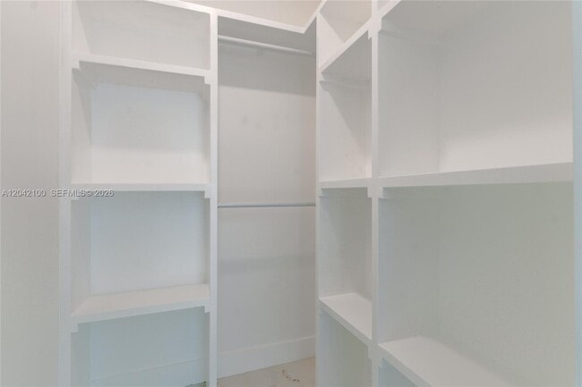 Building Photo - 7914 Harbor Island Dr