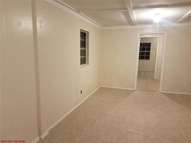 Building Photo - 611 N Lakewood Ave