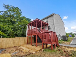 Building Photo - 6724 Seat Pleasant Dr