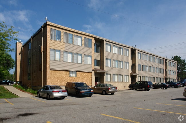 Primary Photo - Norwood Apartments