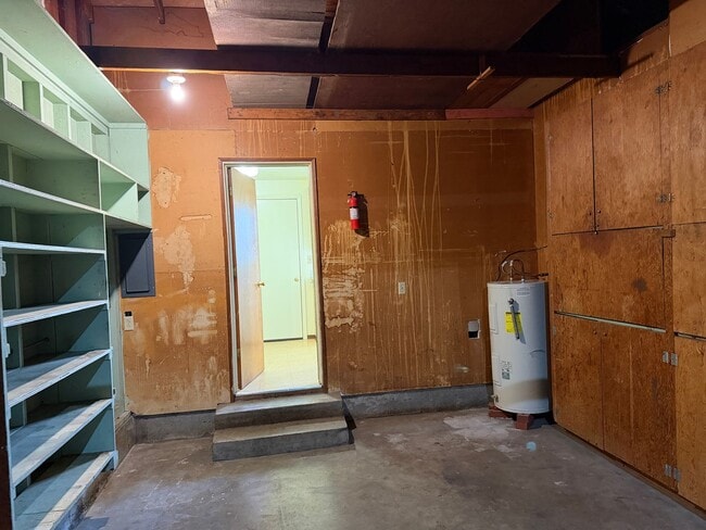 Building Photo - Nice single level 2 bedroom 1 bath house in Springfield!