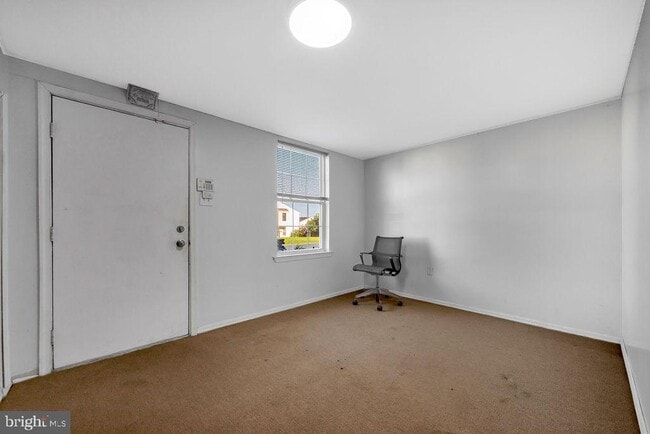 Building Photo - 20 Rudy Robinson Way
