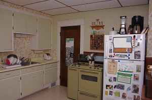 Building Photo - 13 Albro St