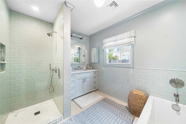 Building Photo - 16544 Greenleaf St