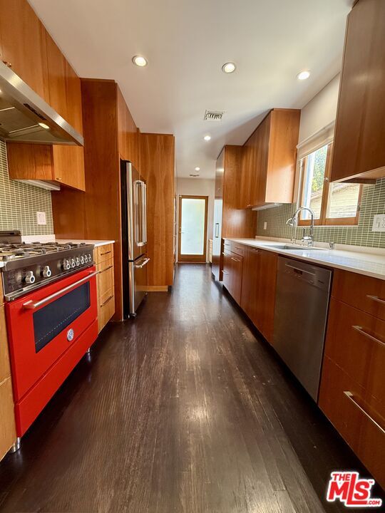 Building Photo - 4248 Lexington Ave
