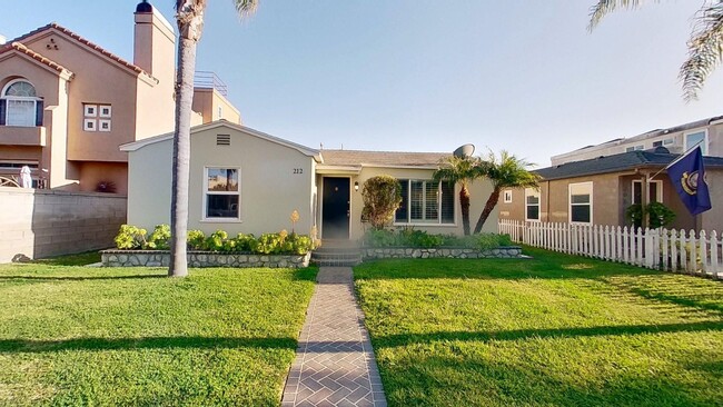 Primary Photo - Seaside Living: 2 Bedroom 1 Bathroom Home ...