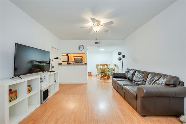 Building Photo - 4327 Holland Ave