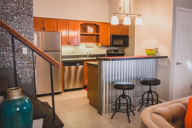 Interior Photo - Waterfront Apartments (TCT 1600, LLC)