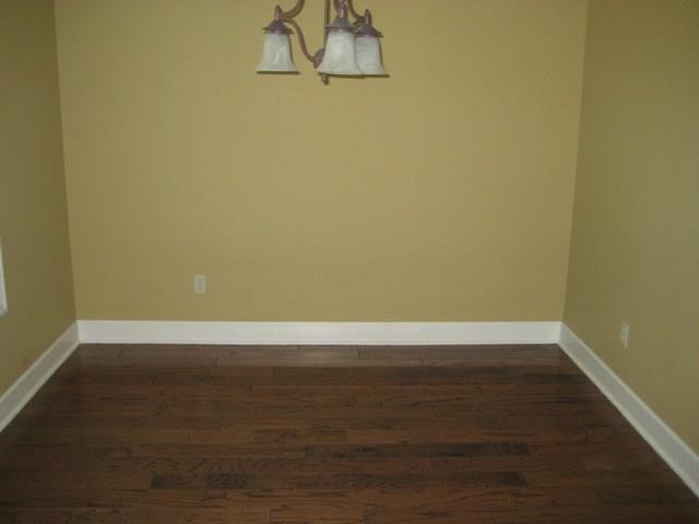 Building Photo - 15 Bluestem Ln