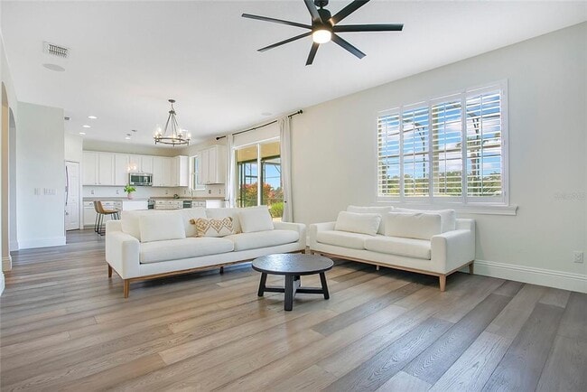 Building Photo - 15049 Spinnaker Cove Ln