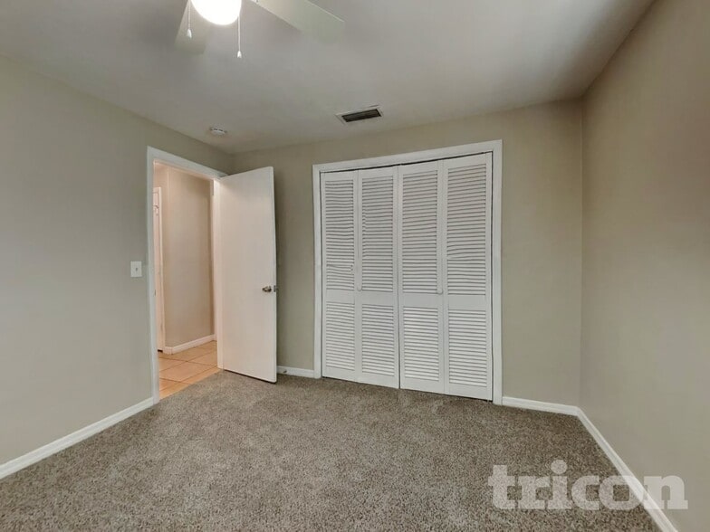 Building Photo - 1753 Linwood Cir