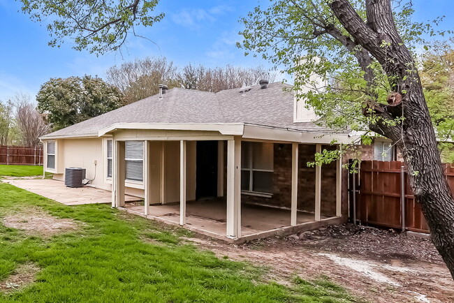 Building Photo - 4979 Garden Grove Ct