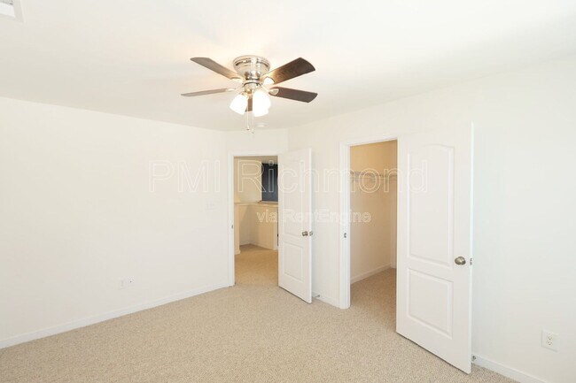 Building Photo - 14106 Shallow Creek Ln