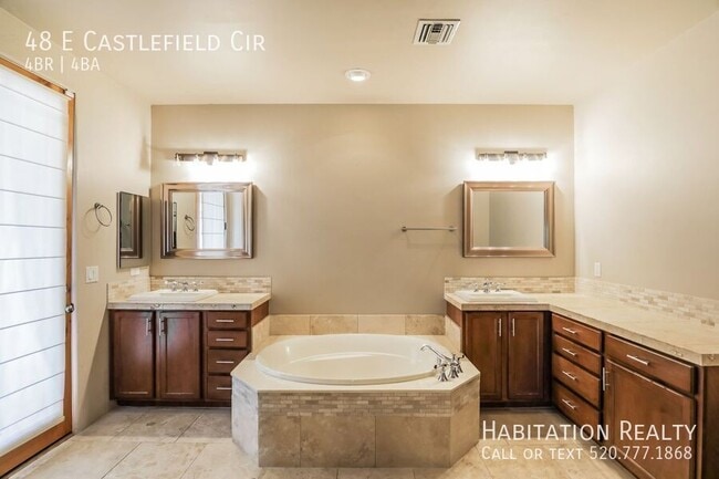 Building Photo - 48 E Castlefield Cir