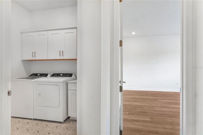 Building Photo - 16120 Volterra Point