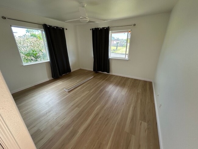 Building Photo - Beautiful 5 Bedroom 3.5 Bath House in Lihue