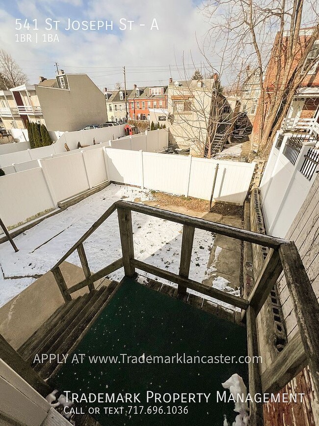 Building Photo - 541 St Joseph St