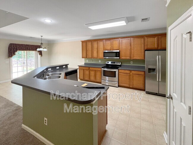 Building Photo - 304 Horsepen Way