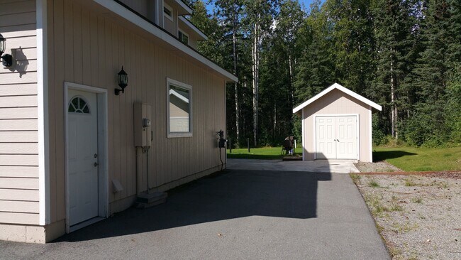 Building Photo - Charming Wasilla Haven: 4BR, 2.5BA Gem wit...