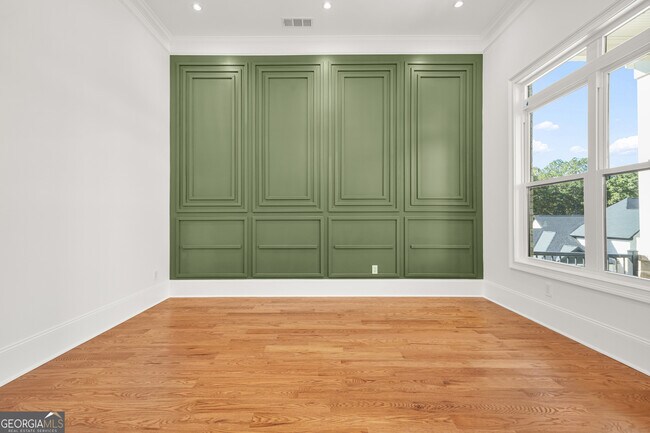 Building Photo - 1525 Tapestry Ridge SE