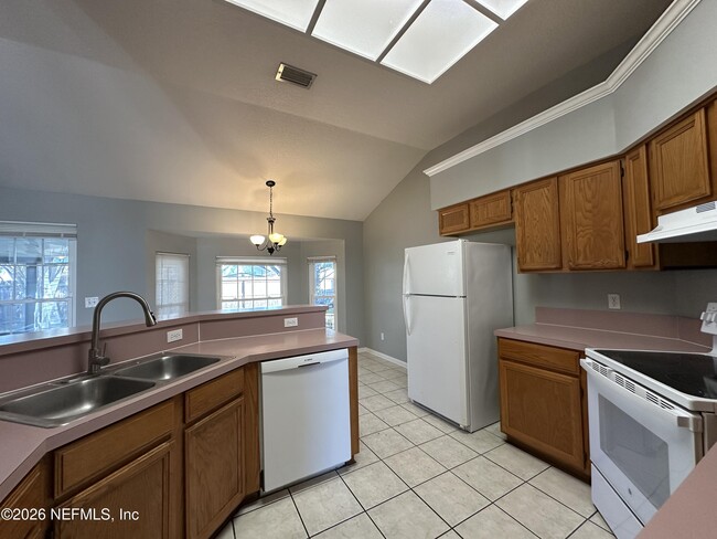 Building Photo - 9715 Underwood Ct