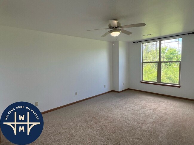 Building Photo - 3101 W Drexel Ave