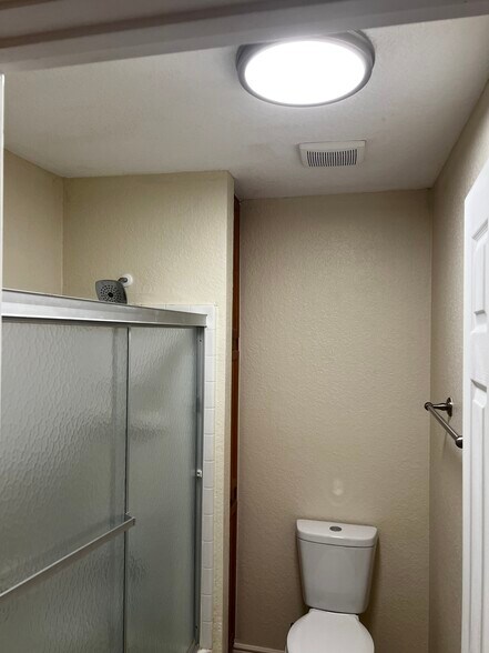 Building Photo - 78650 Avenue 42