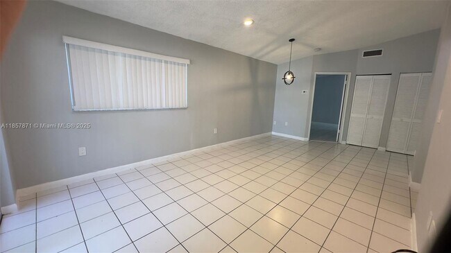 Building Photo - 7611 SW 153rd Ct