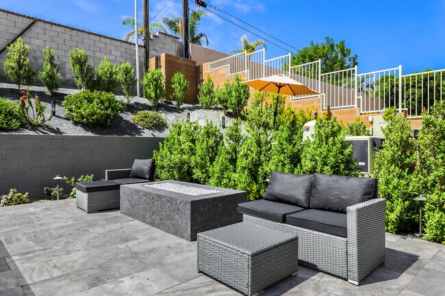Building Photo - 79575 Camelback Dr