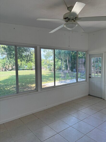 Building Photo - 1200 Tanager Dr