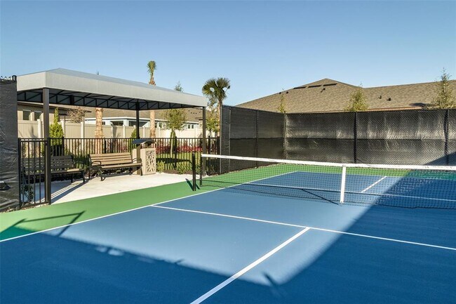 Building Photo - 3776 Maxwell Park Dr