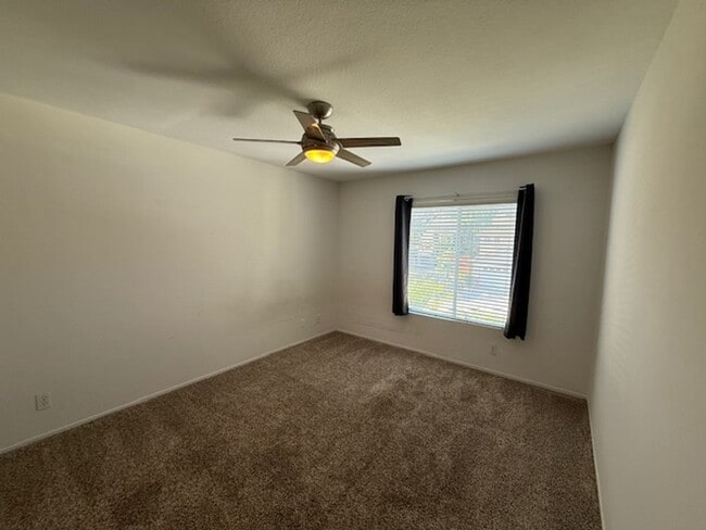 Building Photo - Welcome to Wagon Wheel – 4 Bed + Office | ...