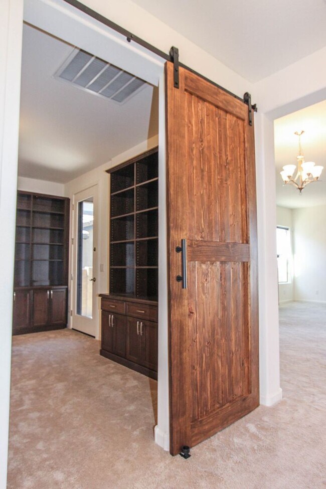 Building Photo - Application Pending- Two Bedroom Plus Den Home in Granite Dells Estates