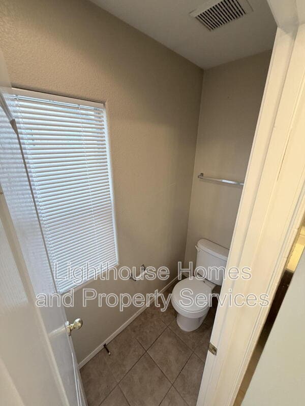 Building Photo - 9118 Wine Cellar Ave