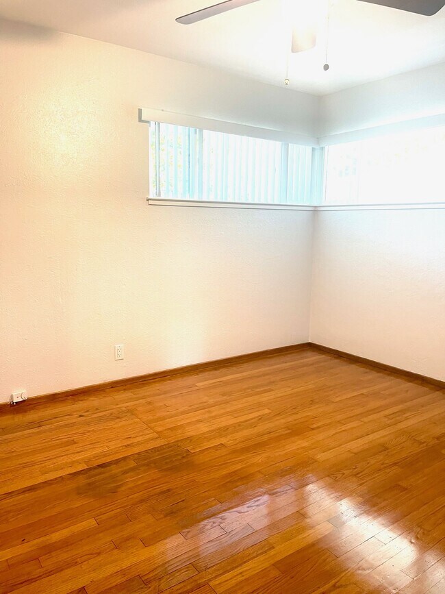 Building Photo - 4120 N Pershing Ave