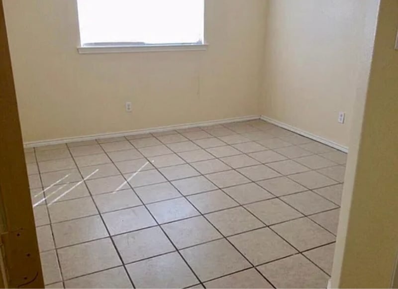 Building Photo - 7557 Oak Chase