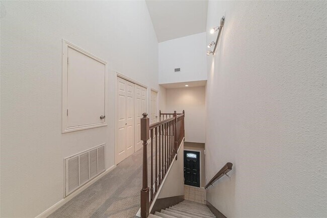 Building Photo - 2444 Bering Dr