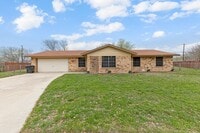 Building Photo - 2300 Zinnia Ct
