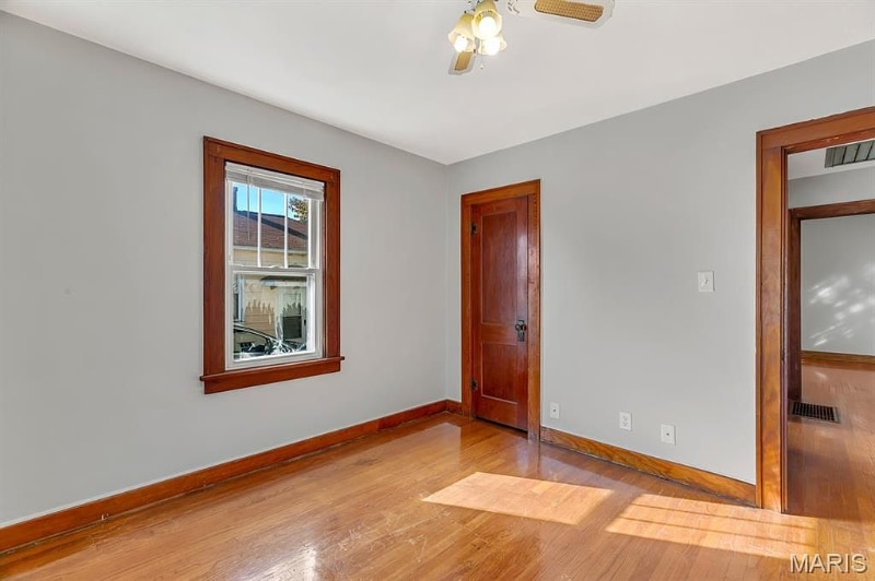 Building Photo - 3400 Milton Dr