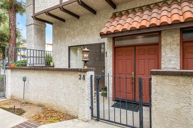 Building Photo - 2450 E Del Mar Blvd